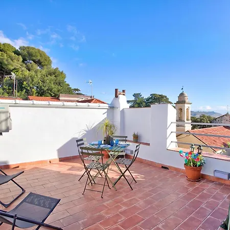 La Torretta With Terrace, - Happy Апартаменты
